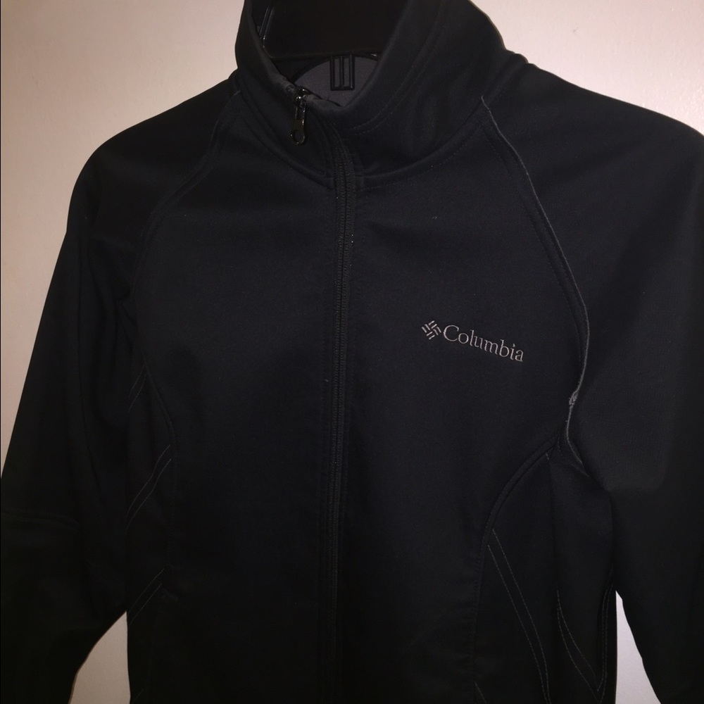 Small Black Insulated Columbia Jacket